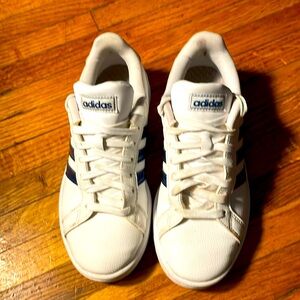 Grand Court 2.0 Sneaker blue stripes